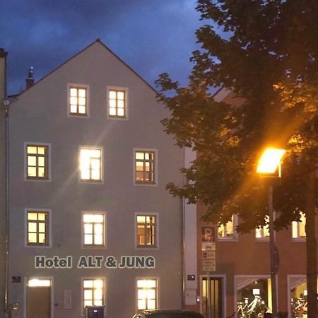 Altstadthotel Alt & Jung Regensburg Exterior photo